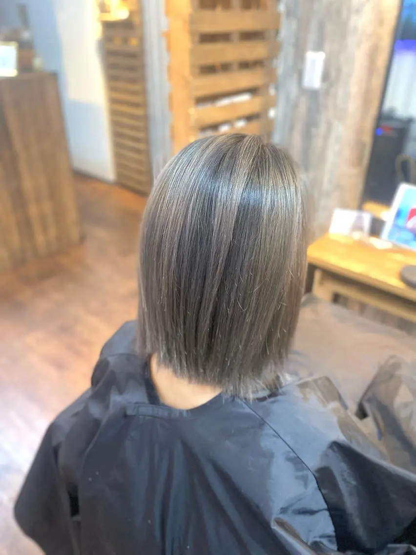 ショート カラー カット ヘアカラー トリートメント Luzir⭐︎ GEN⭐︎のヘアスタイル
