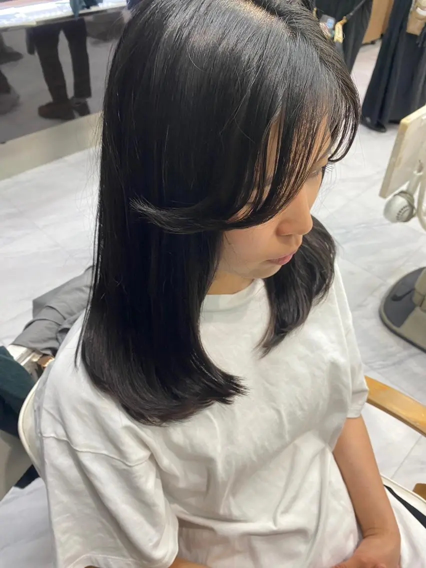 ロング レイヤーカット シャギー 目黒 碧人のヘアスタイル