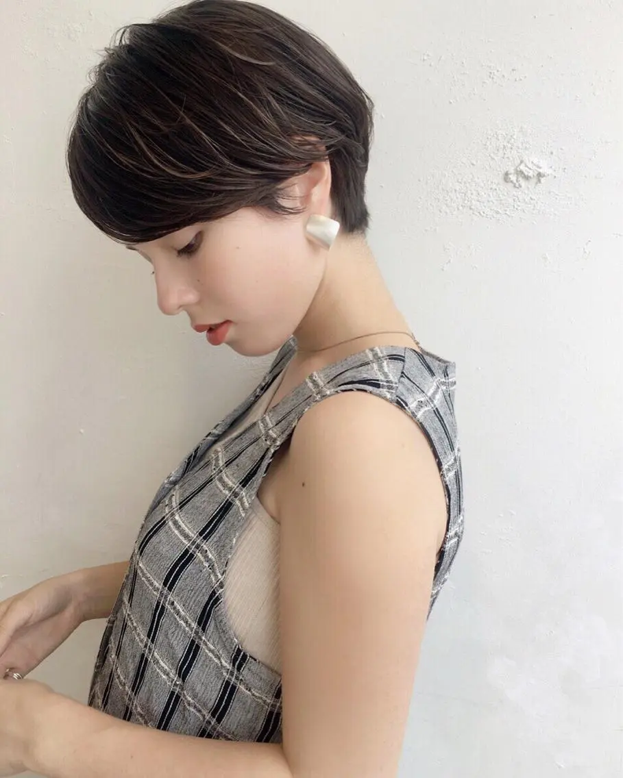 ショート 鎌倉 彩のヘアスタイル