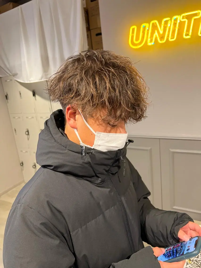 パーマ メンズ men's特化 値段以上の仕上がりにのヘアスタイル