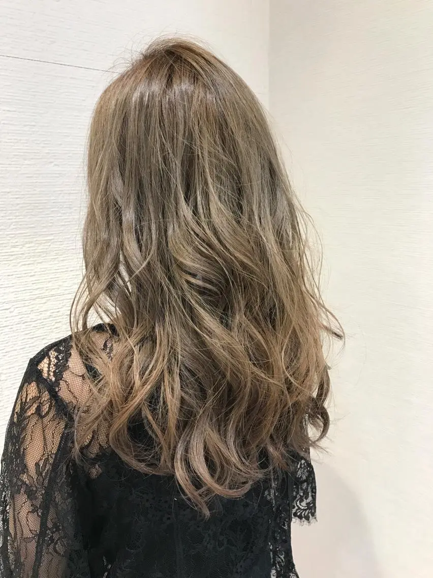 セミロング カラー ブリーチ 【メンズ縮毛矯正】 田中秀斗のヘアスタイル