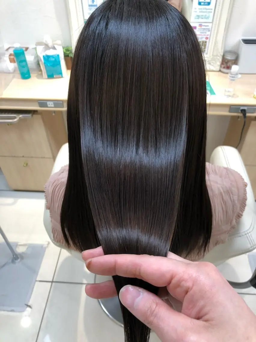 ロング パーマ 髪質改善 縮毛矯正 ストレートパーマ 丸みショートボブ タッセルボブ 吉野のヘアスタイル