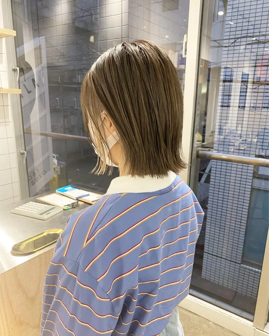 ミディアム オリーブ、カーキ系 No.1シラトリのヘアスタイル