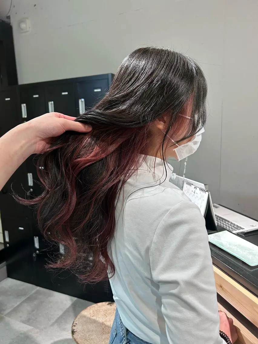 ロング カラー ブリーチ ピンクカラー ryo yaのヘアスタイル