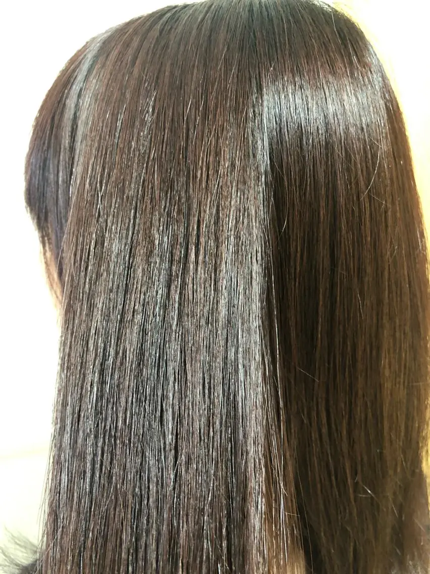 セミロング パーマ 縮毛矯正 艶カラー🩵💛 NANAのヘアスタイル