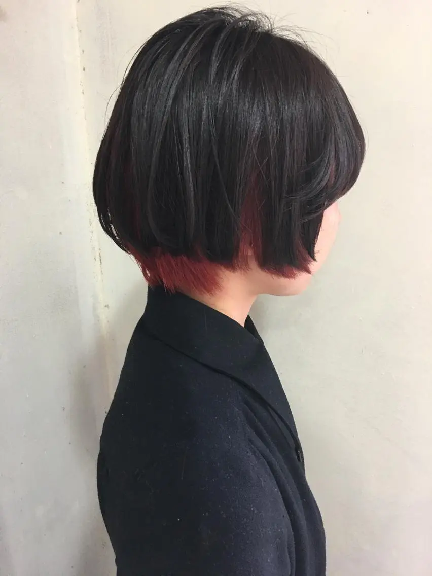 ショート カラー ヘアアレンジ インナーカラー レッドカラー 新宿/顔周りカット +レイヤー=しずく♩のヘアスタイル