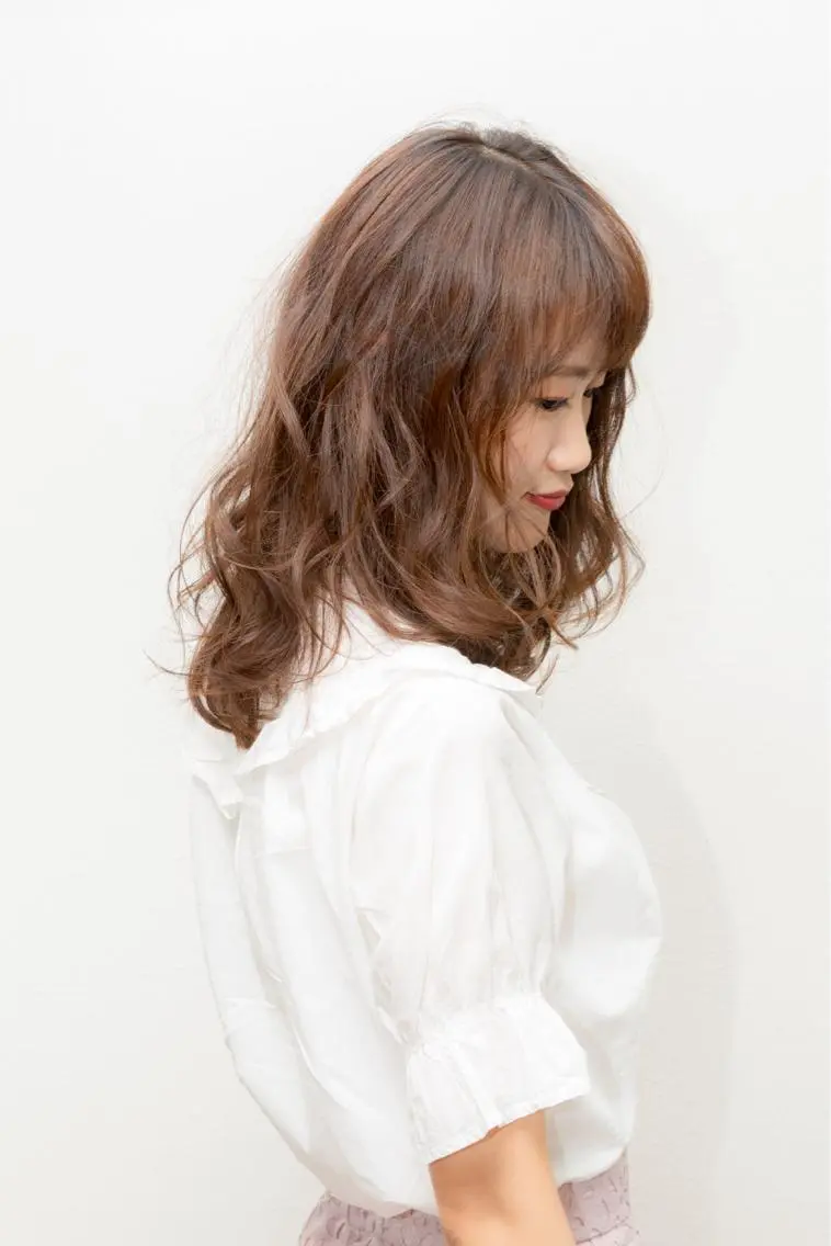 セミロング カラー ベージュカラー ブラウンカラー 顔周りカット 似合わせカット シースルーバング a.Pecslap/ TERUのその他イメージ
