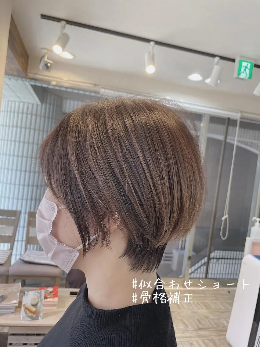 ショート カラー アッシュ ベージュカラー ブルーカラー ブルーグレー ブルーグレージュ 桜木町/西山竜一 /大人可愛い×美髪のヘアスタイル