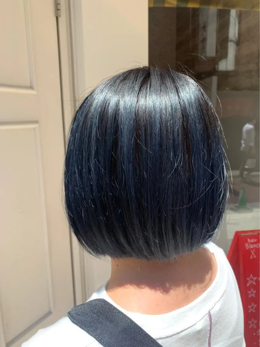 ミディアム カラー ネイビーカラー 🫟Blanco🫟 Color&Careのヘアスタイル