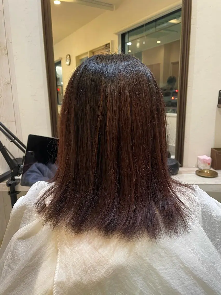ミディアム 津田 あかねのヘアスタイル