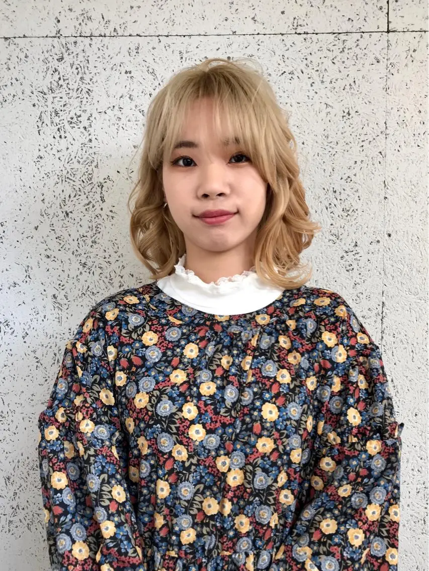 セミロング カラー KOOKI スティードトーキョーのヘアスタイル