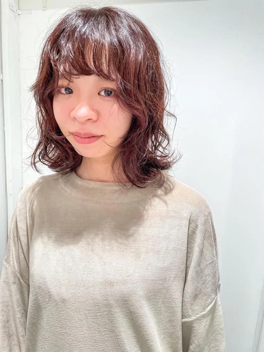 ミディアム カラー ミディアムパーマ カット パーマ トリートメント センスをお届けします 大谷将生infpのヘアスタイル