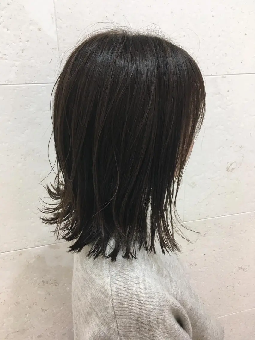 セミロング カラー カット ヘアカラー トリートメント 斉藤 貴也のヘアスタイル