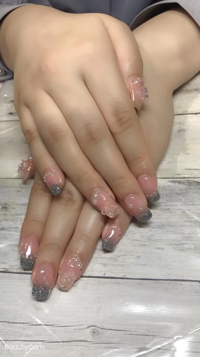 ネイル ✨アン ミユ✨のネイルデザイン
