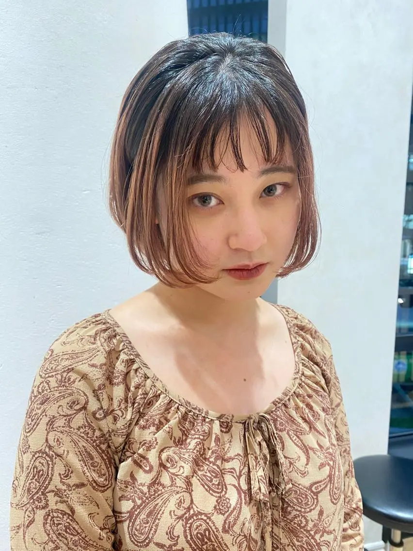 ショート ボブ ハイライト 髪質改善 増井 彩乃のヘアスタイル