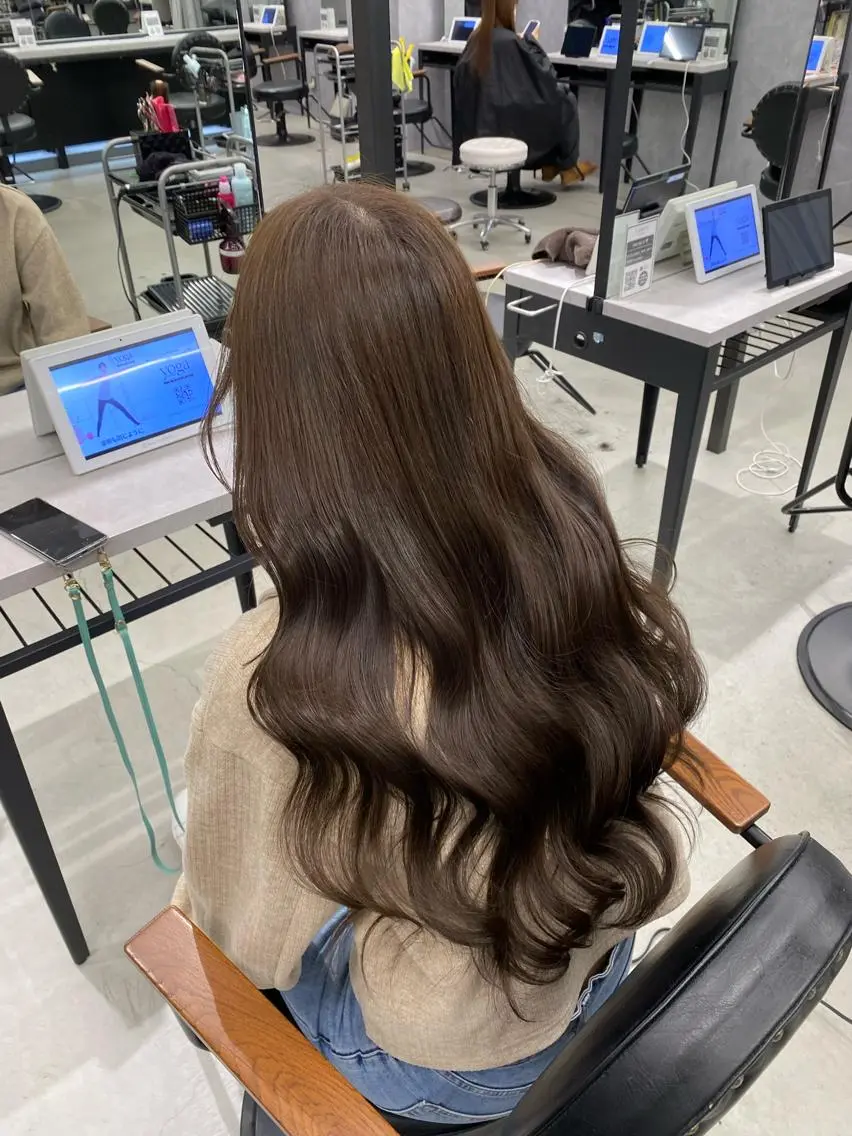 カラー ヘアアレンジ 神戸三宮ダメージレス ブリーチ特化 麟太郎のヘアスタイル