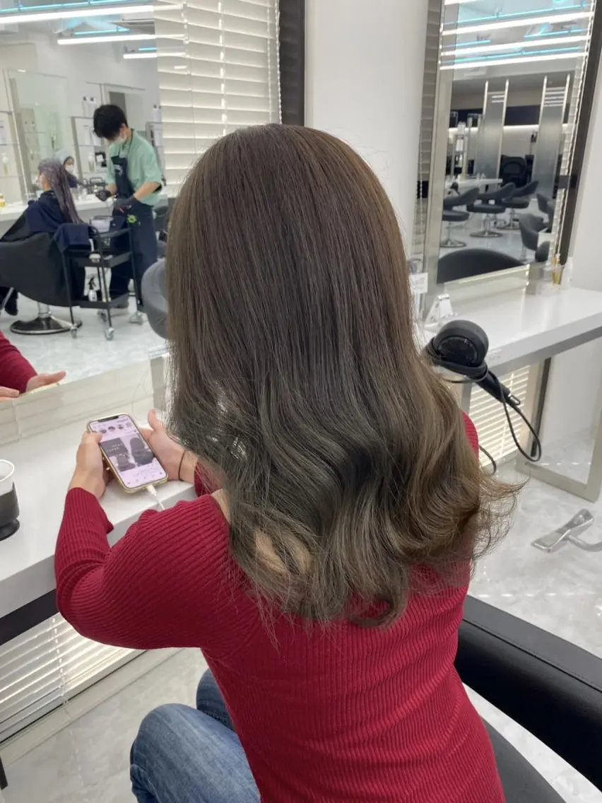 ロング カラー ウルフカットマスター みつきのヘアスタイル