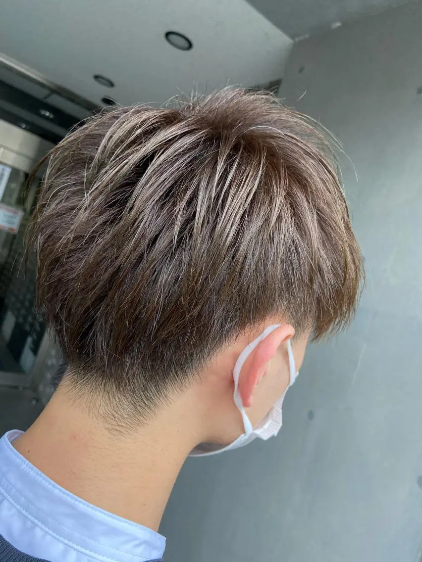 ショート カラー メンズ アッシュ 外国人風カラー カット ヘアカラー 💜推しインナー カラー/菊池柊真💜のヘアスタイル