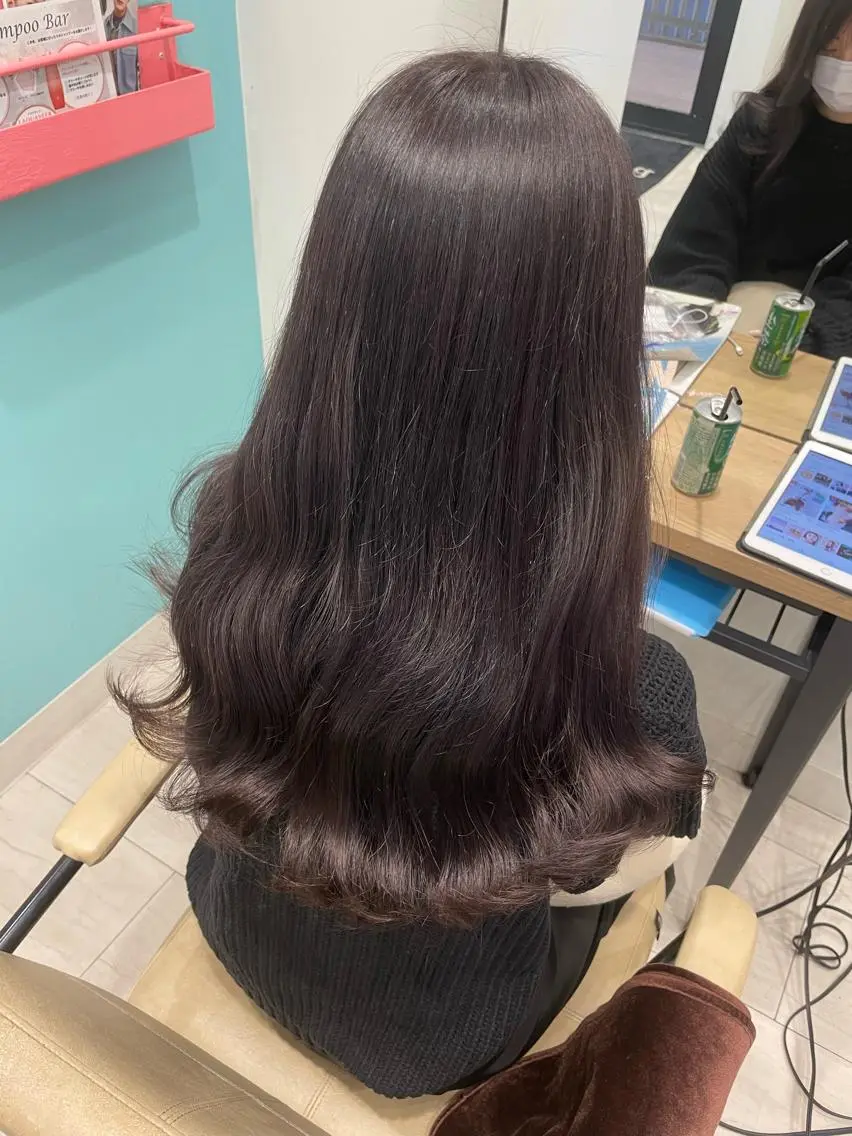 セミロング カラー 髪質改善ストレート 韓国風レイヤー池袋のヘアスタイル