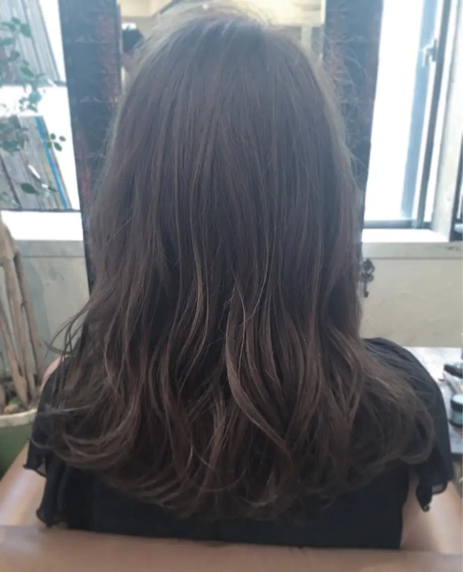 ミディアム セミロング ロング カラー ヘアアレンジ ハイライトカラー ハイライト 谷﨑 仁美のマツエク・マツパデザイン