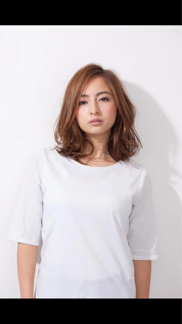ショート ミディアム セミロング ロング カラー パーマ 外ハネヘア ひがし まさし JYUNESU副代表のヘアスタイル