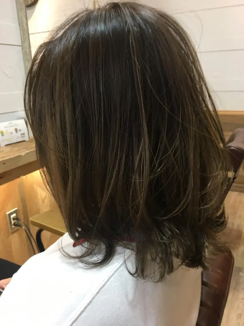 ミディアム 末石 智のヘアスタイル
