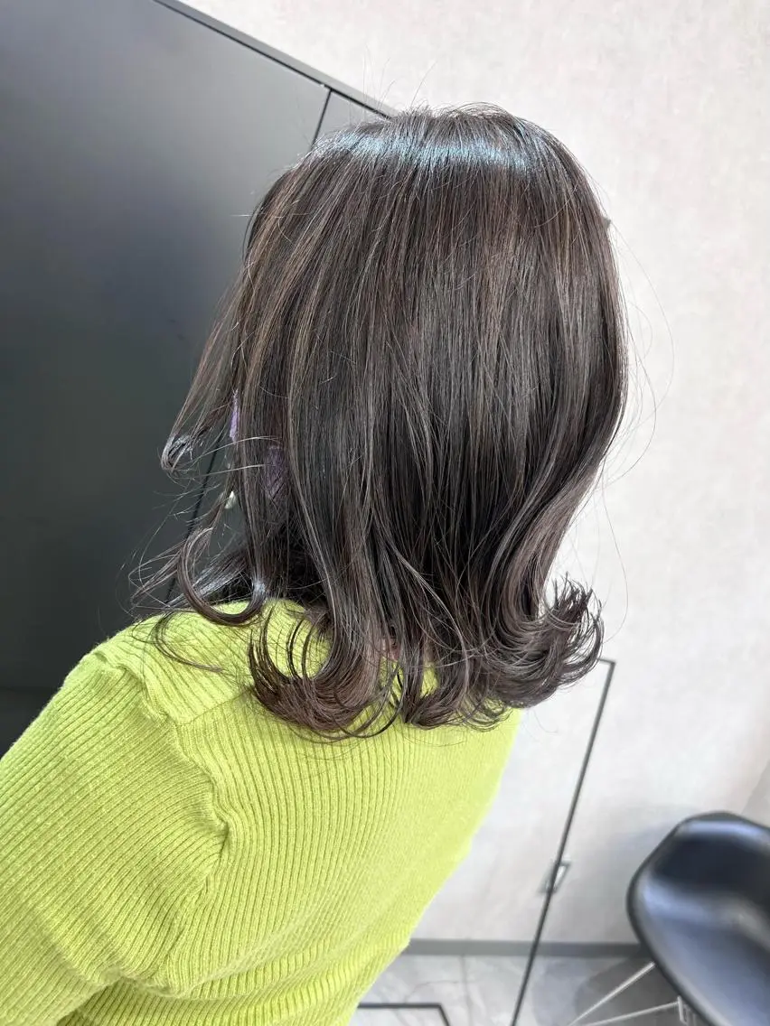 ミディアム 外国人風カラー ハイライト 韓国風ヘア レイヤーカット カット ヘアカラー AN'TIA小作代表 ⭐︎kazuma⭐︎のヘアスタイル