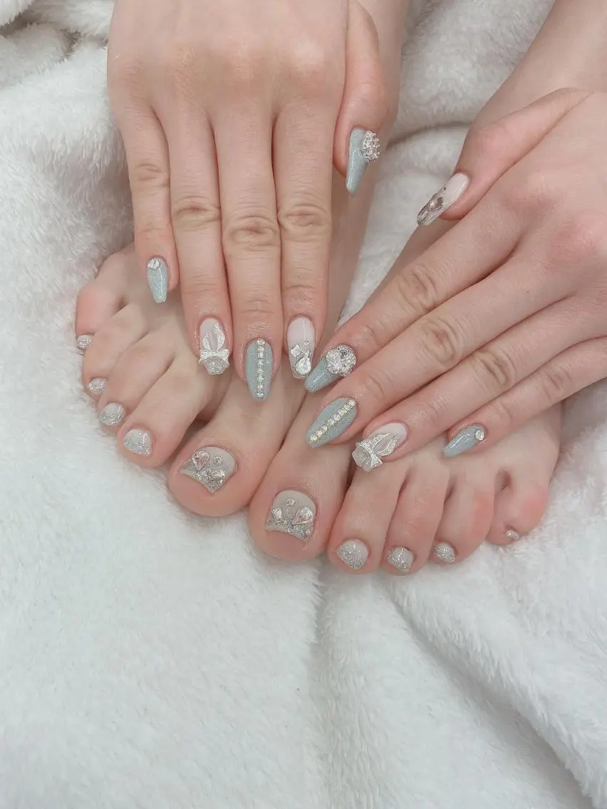 ネイル ストーンネイル Nailist🌟 Wakanaのネイルデザイン