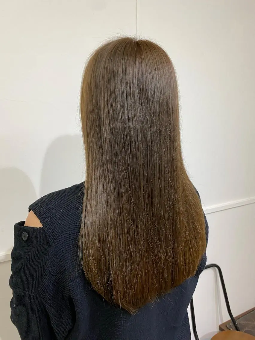 セミロング カラー パーマ シールエクステ セミロングパーマ アディクシーカラー アッシュ バレイヤージュ カット ヘアカラー 縮毛矯正 トリートメント 吉野 瑳桜のヘアスタイル