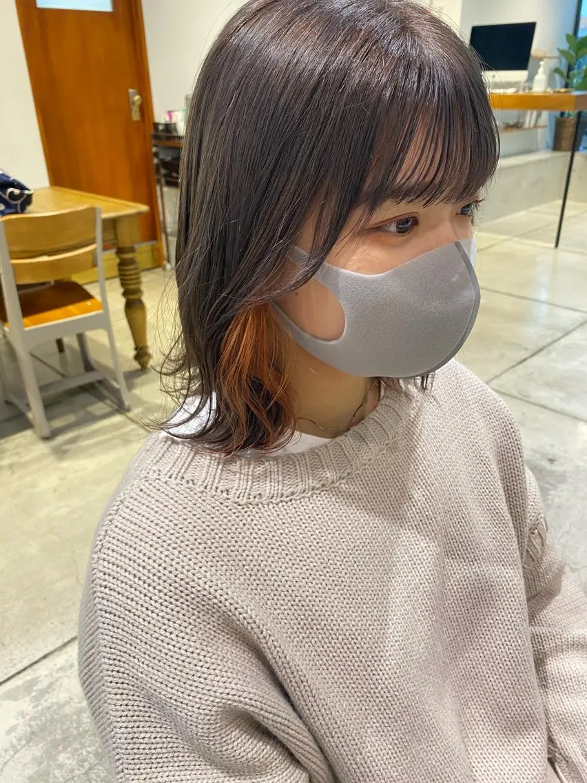 ミディアム カラー パーマ ヘアアレンジ メンズ キッズ イヤリングカラー グレージュ オレンジ パーマスタイル🔅 sayacaのヘアスタイル
