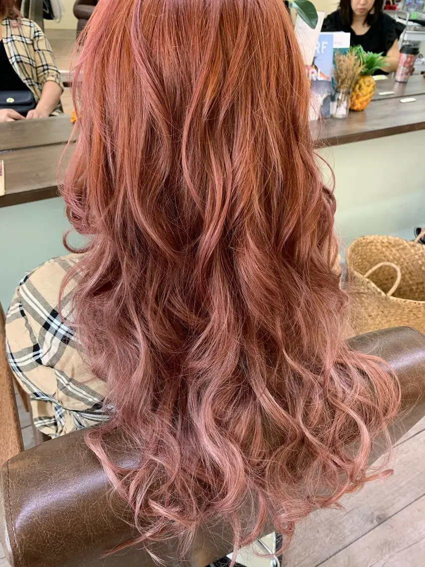 ロング カラー WEST OLAND 安藤のヘアスタイル