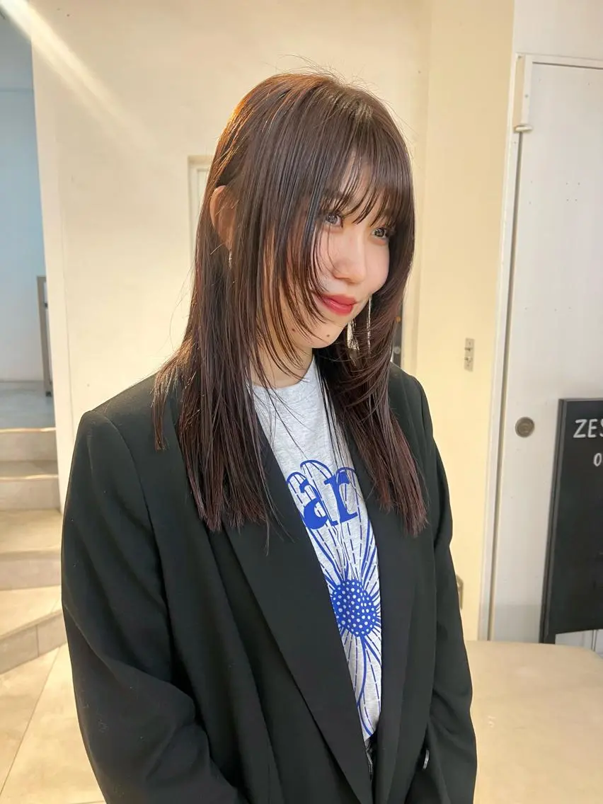 ロング カラー ブラウンカラー ピンクカラー ピンクブラウン レイヤーカット 顔周りカット/透明感 カラー✂️MEIのヘアスタイル