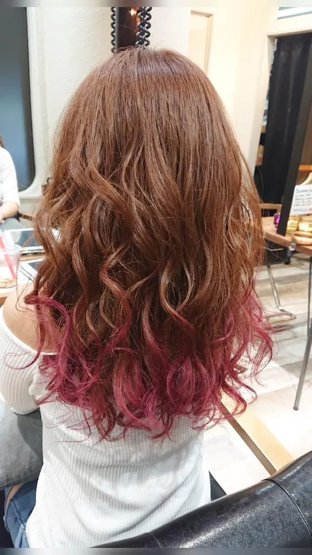 ロング カラー ダブルカラー グラデーションカラー ピンクカラー 艶カラー/インナー /グラデ/大西小百合のヘアスタイル