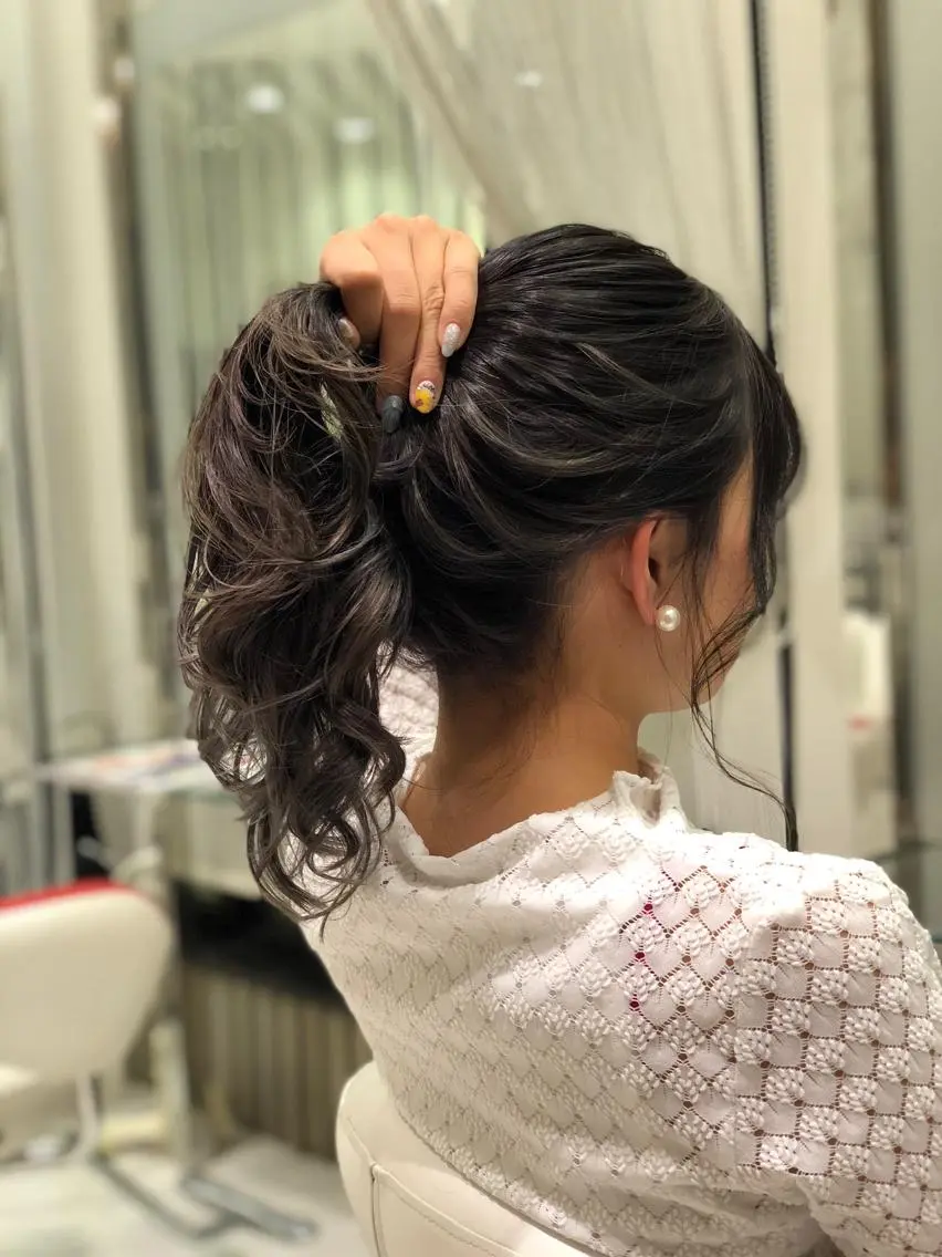 ミディアム カラー ヘアアレンジ ブリーチ グラデーションカラー ハイライトカラー ハイライト カット ヘアカラー トリートメント 大塚 貴之のヘアスタイル