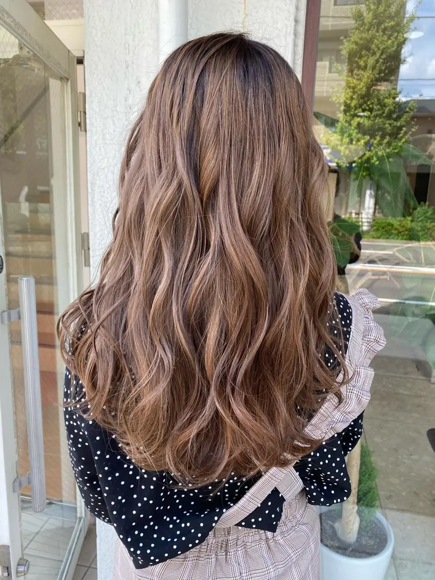 ロング カラー ベージュカラー ブリーチ ミルクティーベージュ ブランシェ小幡駅前店 森樹のヘアスタイル