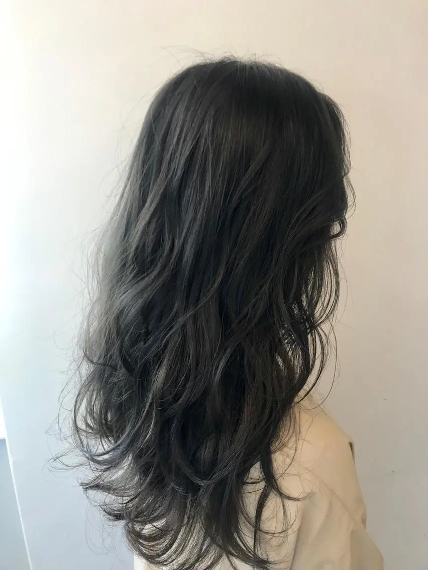 ロング アッシュ カット ヘアカラー 色気レイヤー& ショートはお任せ🌟のヘアスタイル