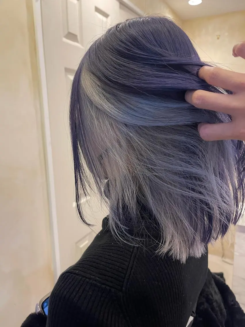 ロング カラー 岩谷/ブリーチ 🪽透明感カラーのヘアスタイル