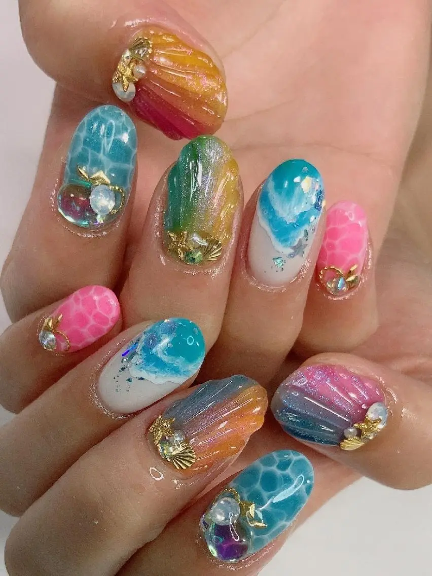 ネイル . MAKI NAILのネイルデザイン