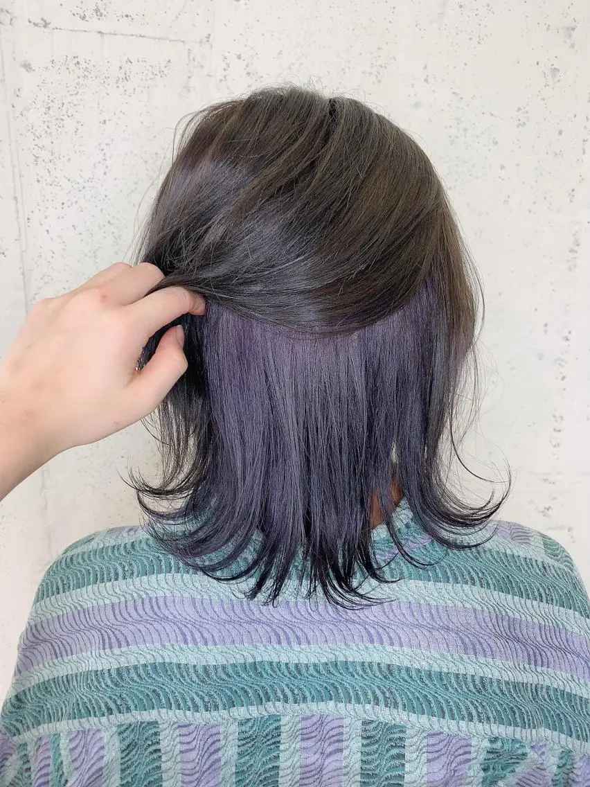 ミディアム カラー 透明感ハイトーン🦄 キラ🌈のヘアスタイル