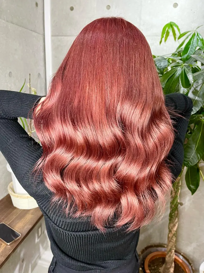 カラー ピンクカラー 髪質改善 ヘアカラー トリートメント Kazu 🌠名古屋 ハイトーン/レイヤーのヘアスタイル