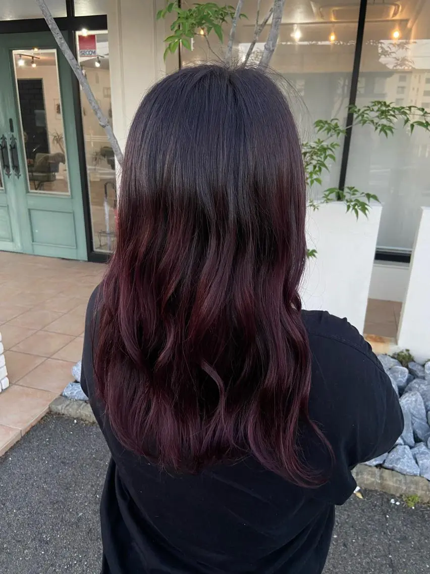 ロング カラー グラデーションカラー 🍎韓国カラー licoris寛菜のヘアスタイル