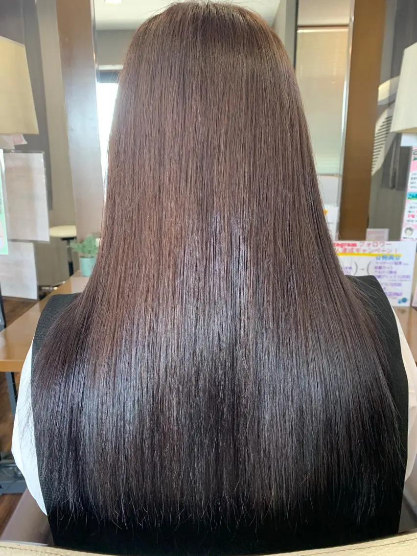 ロング カラー アディクシーカラー 安井 友紀子のヘアスタイル