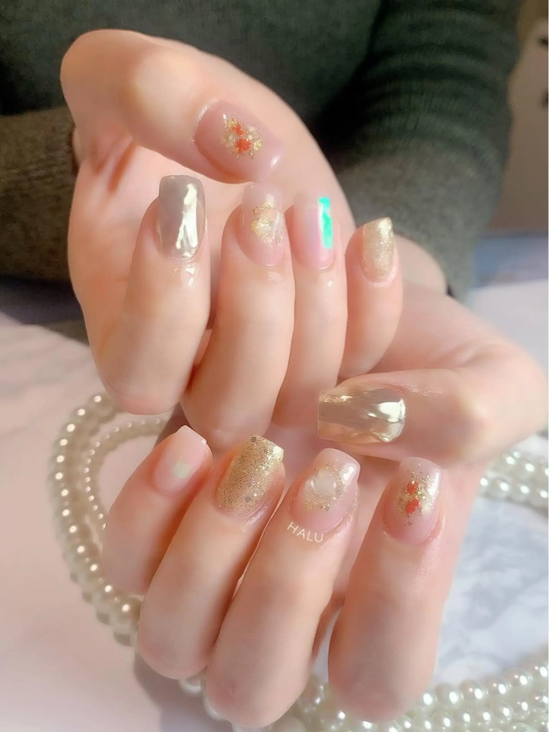 ネイル ゴールド ピンク HALU ハルのネイルデザイン