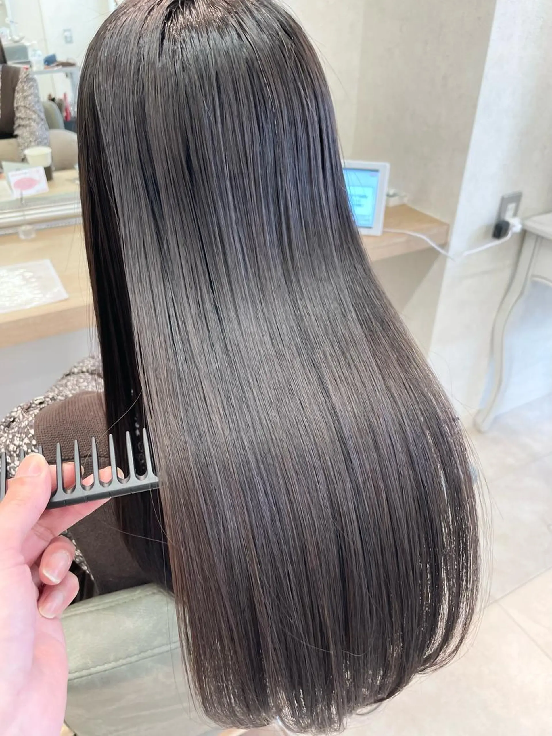 ロング ✨酸性ストレート✨ 南川だいさくのヘアスタイル