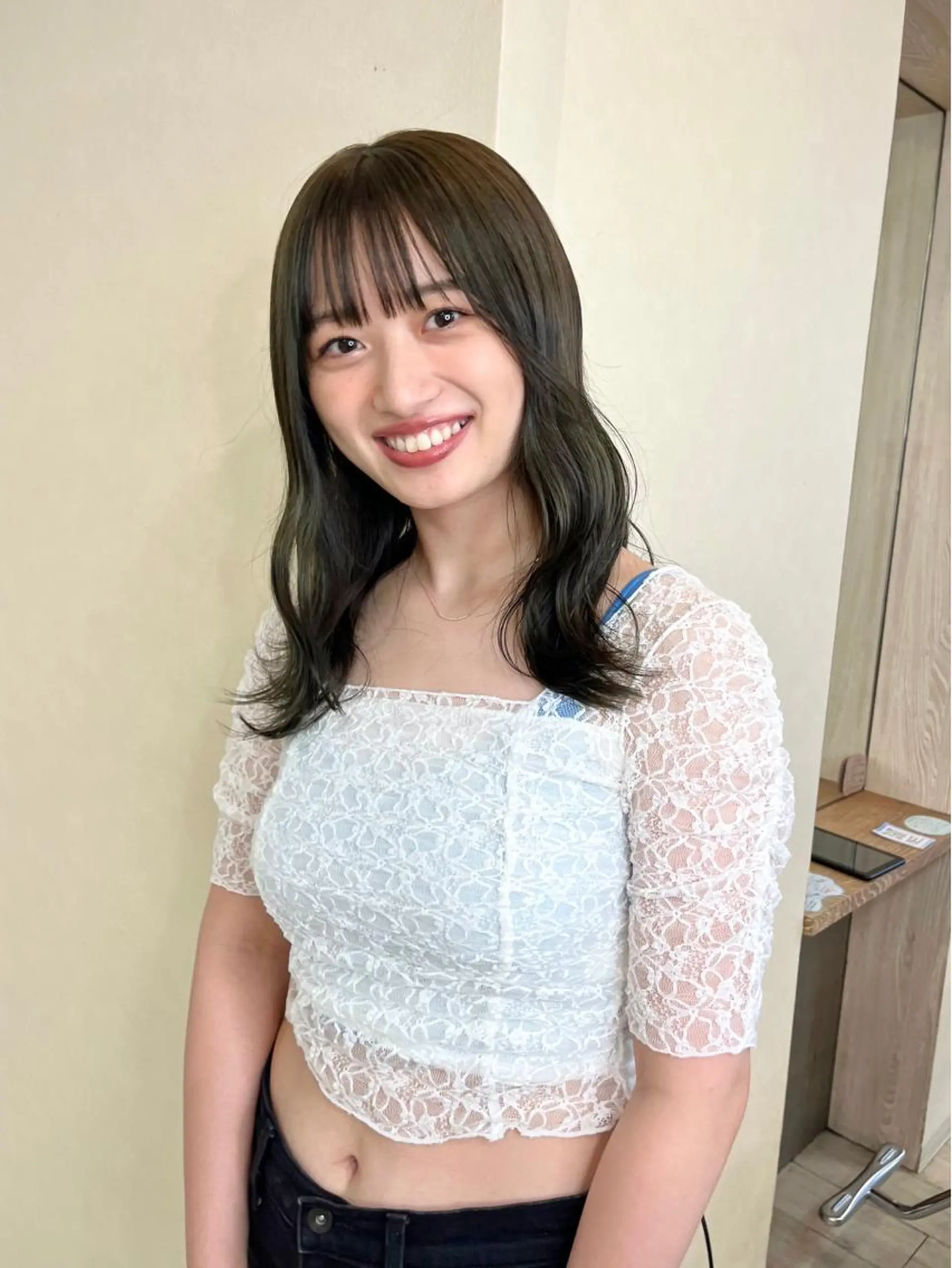 セミロング カラー ブリーチ 透明感カラー ブリーチなしカラー 似合わせ/美髪カラー /カンナのヘアスタイル