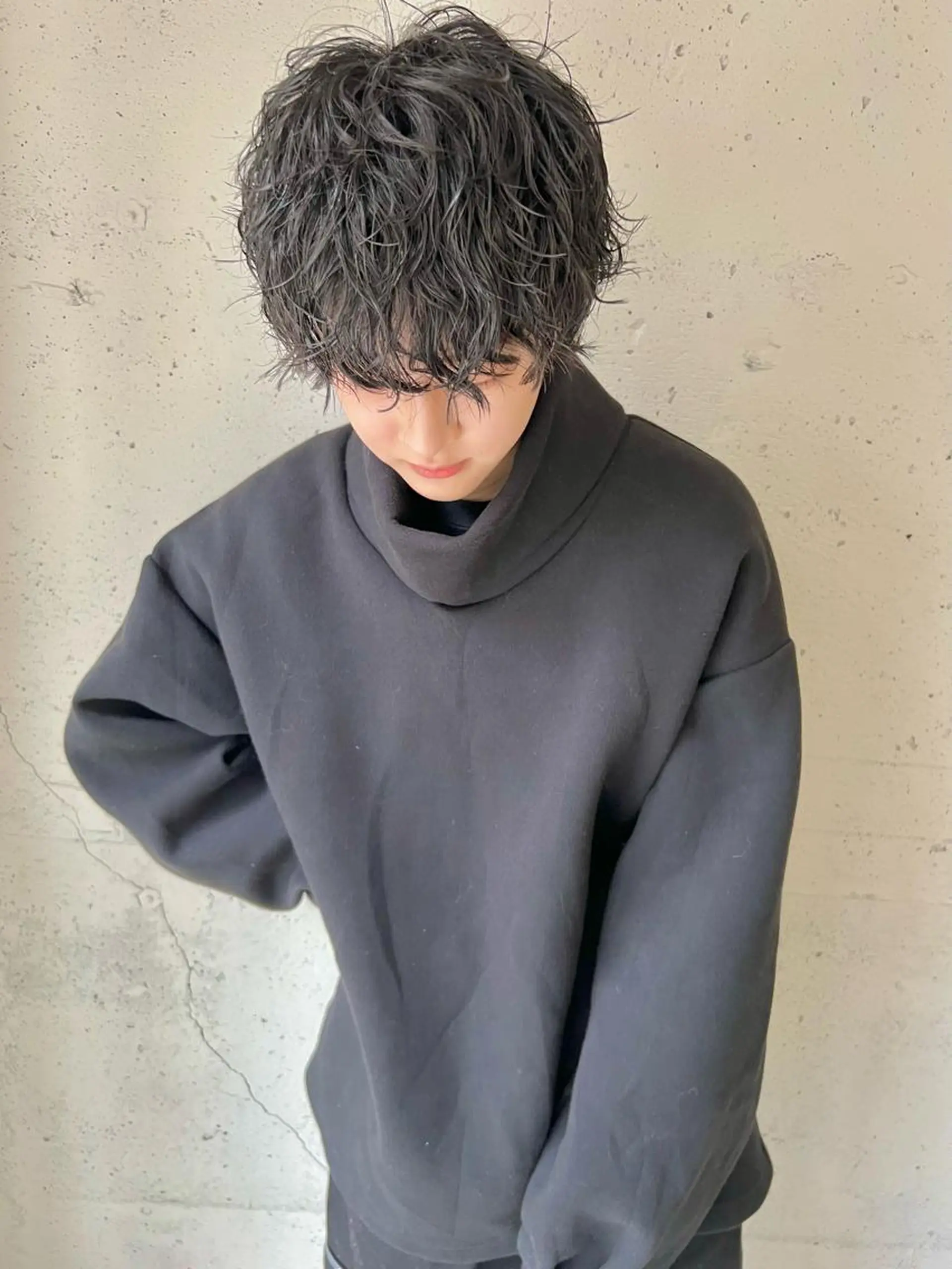 ショート パーマ メンズ メンズパーマ スパイラルパーマ カット パーマ メンズパーマ/フェ ザーパーマ/古川晴輝のヘアスタイル
