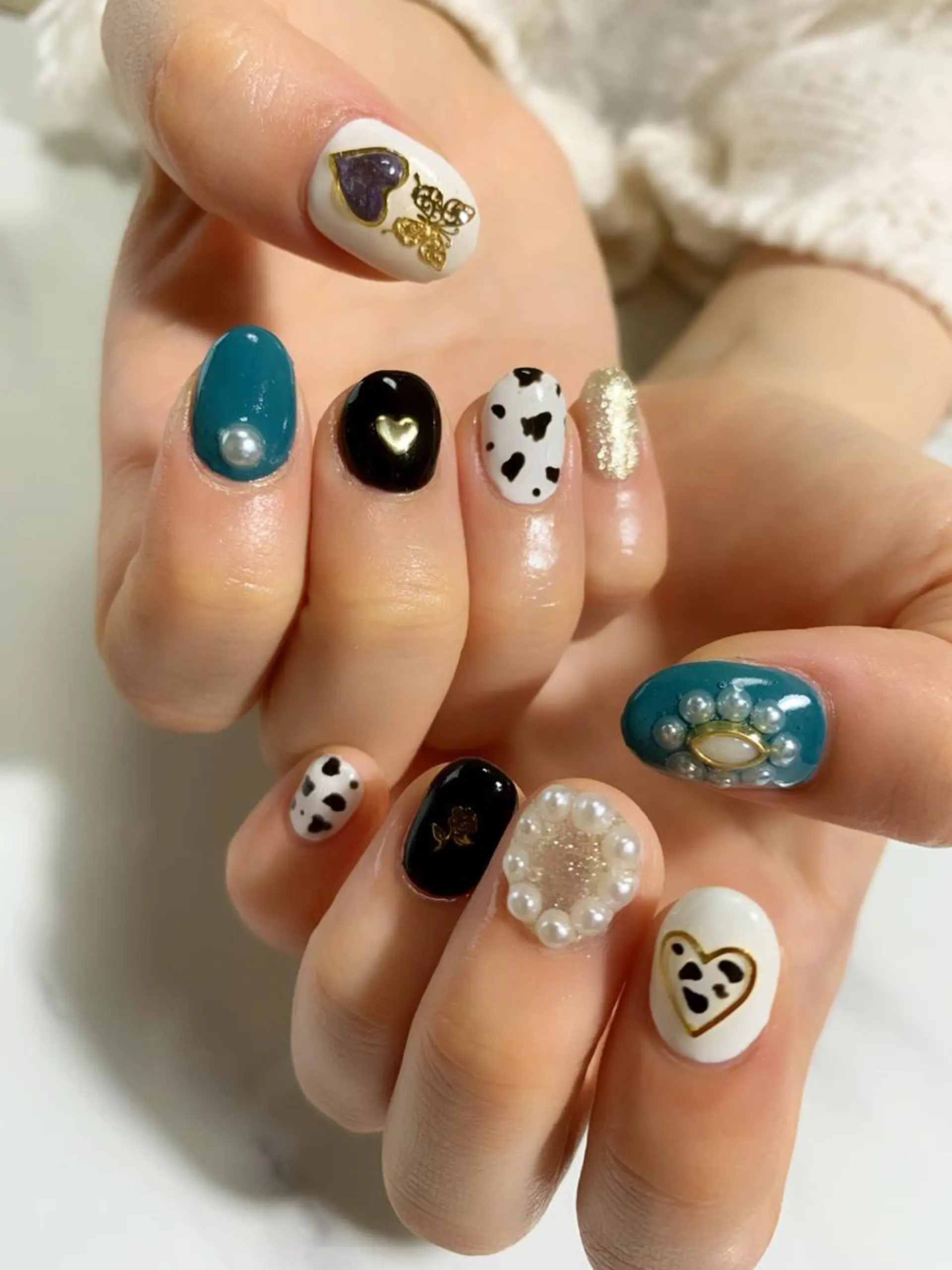 ネイル AZU nailのネイルデザイン