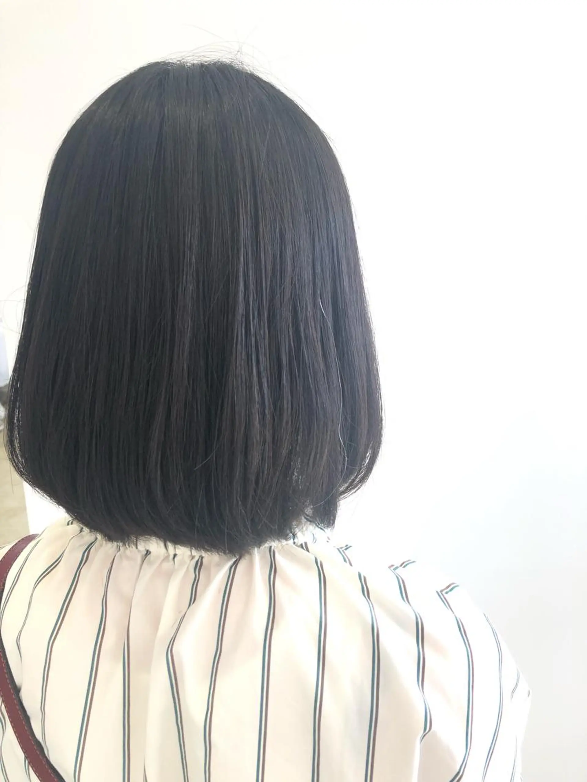 ミディアム カット 縮毛矯正 宮崎 睦のヘアスタイル