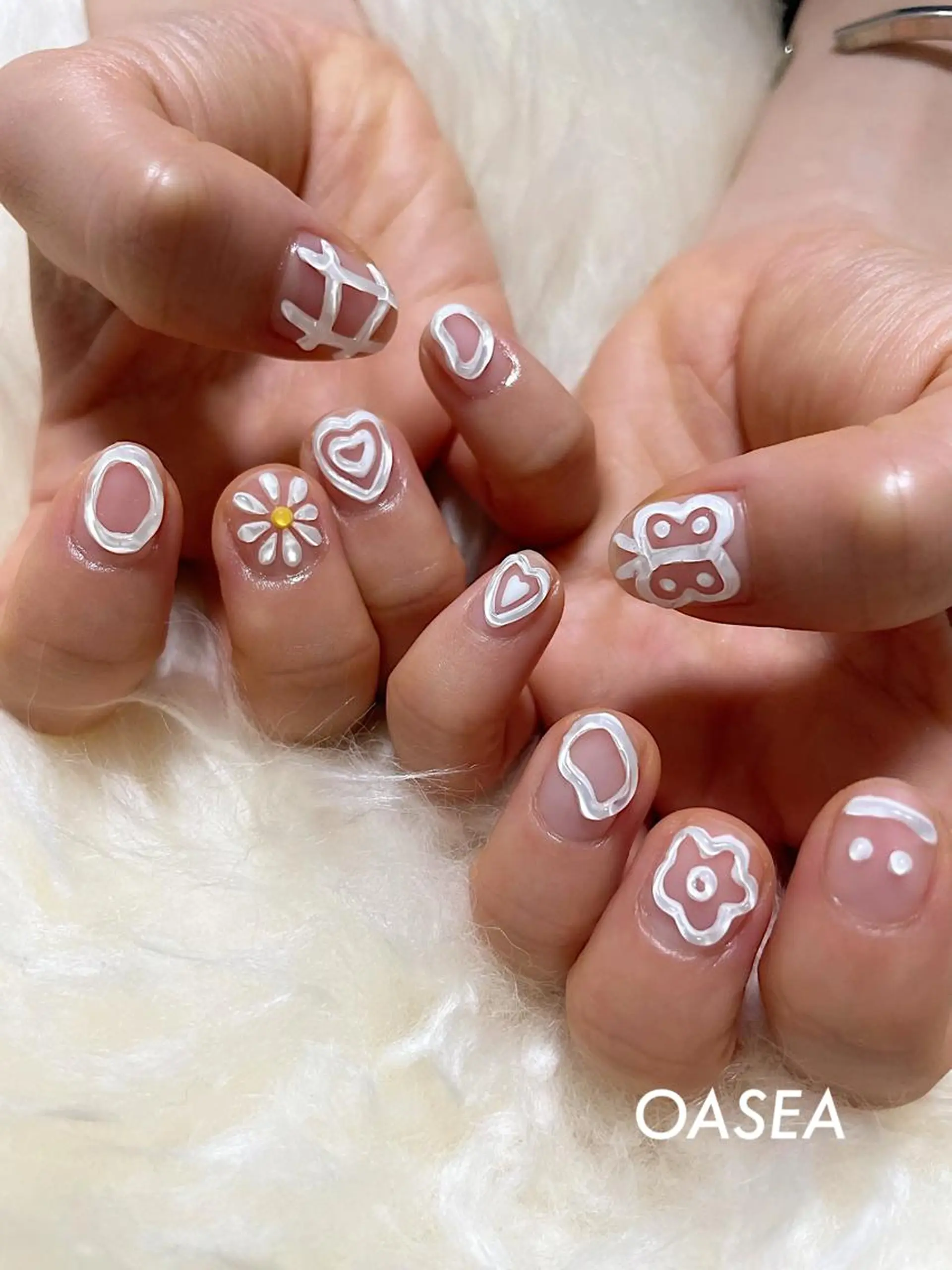 ネイル ハンドネイル 🌞💜 KAORI 🌴のネイルデザイン