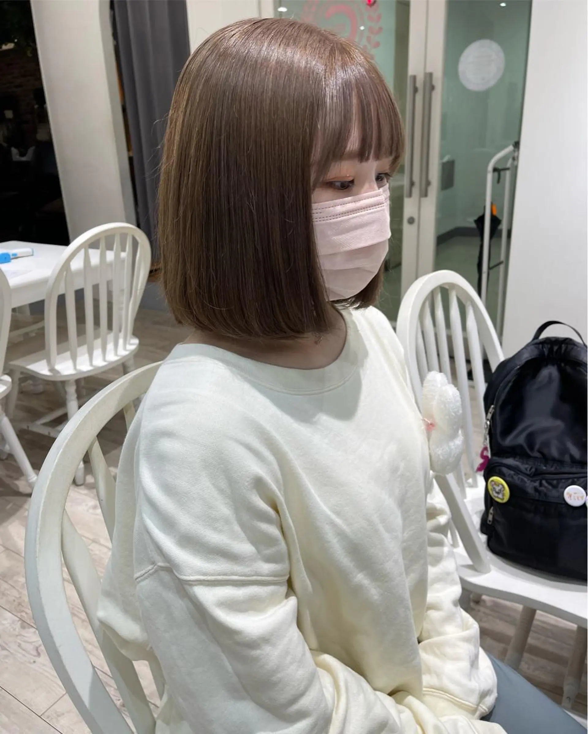 カラー ベージュカラー ブリーチ ハイトーンカラー ミルクティーベージュ 盛れる顔まわり✨🎀 レイヤー別所好葉のヘアスタイル